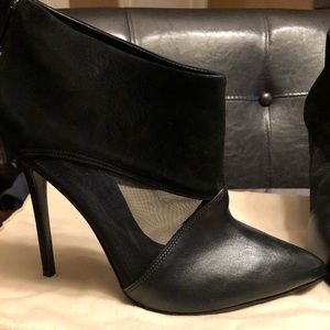 Size 10 Schutz heels